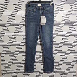 Kendall & Kylie Mid Rise Crop Jeans size 1/2 NWT